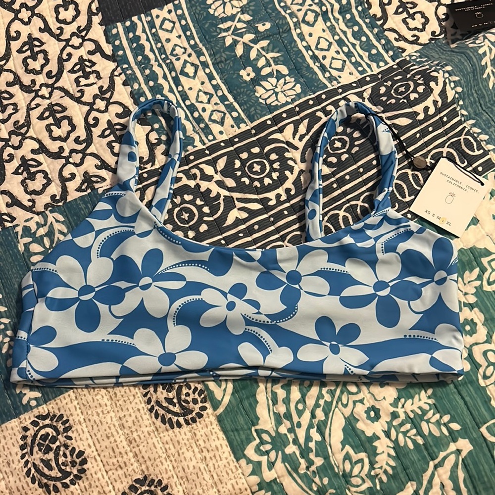 Brand new Skatie Mya top. Size large